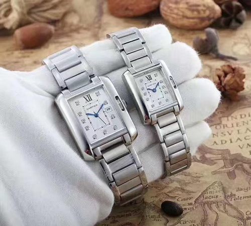 カルティエ時計正面デザイン